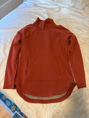 Title nine Rust Funnel-Neck Pullover with Kangaroo Pocket
